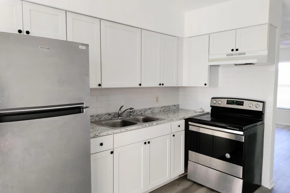 2760 N Dixie Hwy #2, Boca Raton: photo 1 of 14