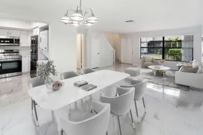 2590 Coral Springs Dr, Coral Springs: photo 1 of 35