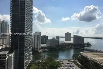 500 Brickell Ave #2200, Miami: photo 1 of 6