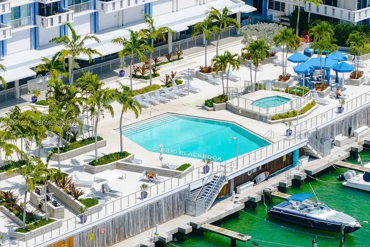 800 West Ave #435, Miami Beach: photo 1 of 29