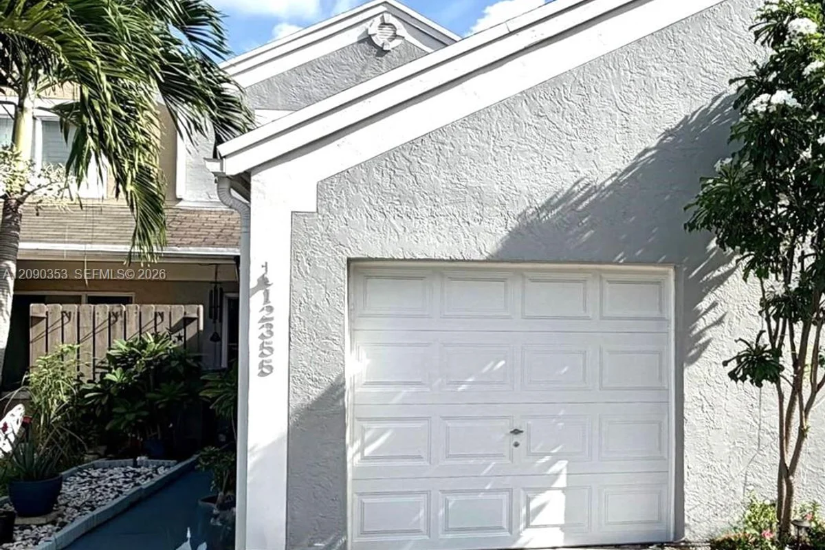 12355 NW 15th St, Pembroke Pines: photo 1 of 45