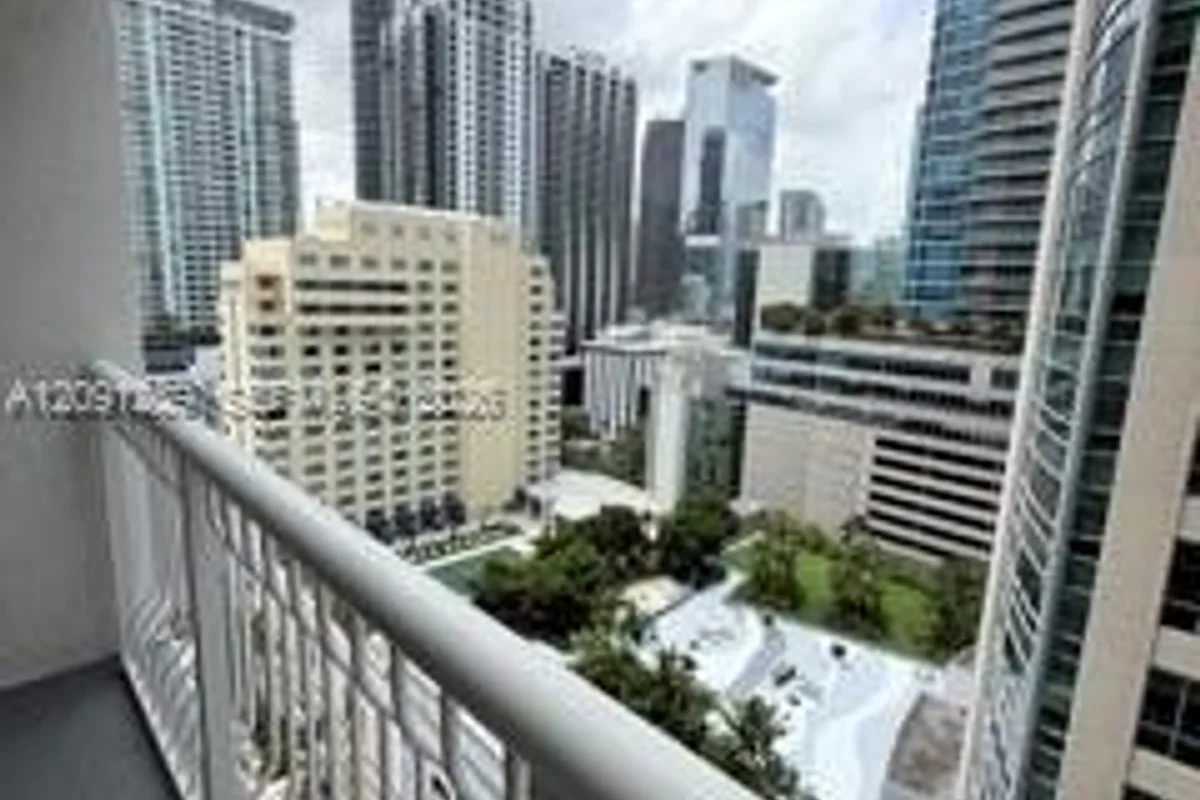 1200 Brickell Bay Dr #2416, Miami: photo 1 of 16
