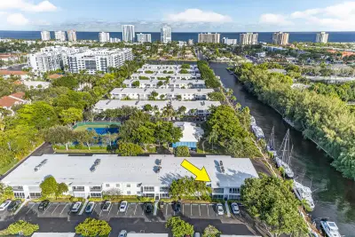 6417 Bay Club Dr #3, Fort Lauderdale: photo 1 of 37