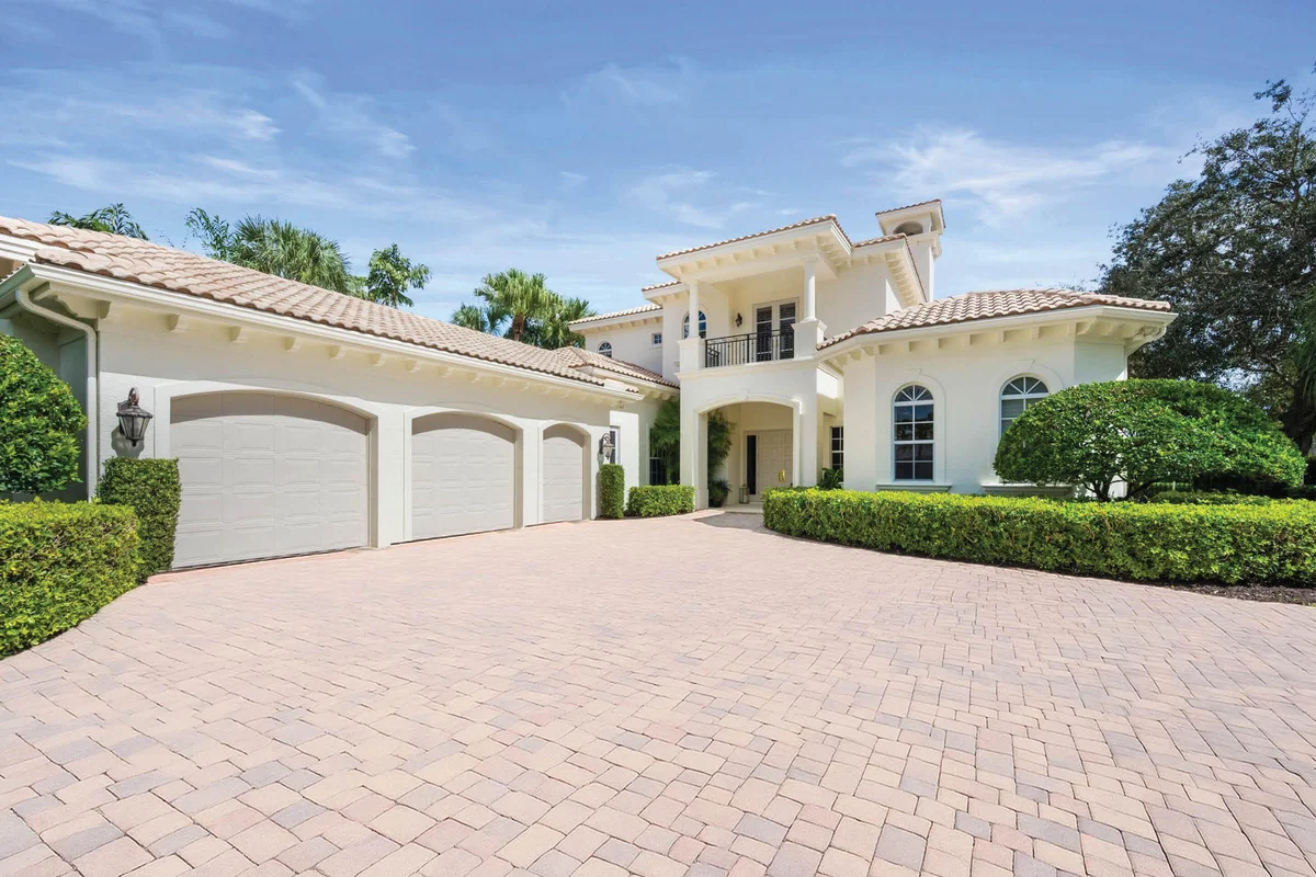 115 Echo Ln, Jupiter: photo 1 of 35
