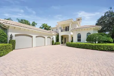115 Echo Ln, Jupiter: photo 1 of 35