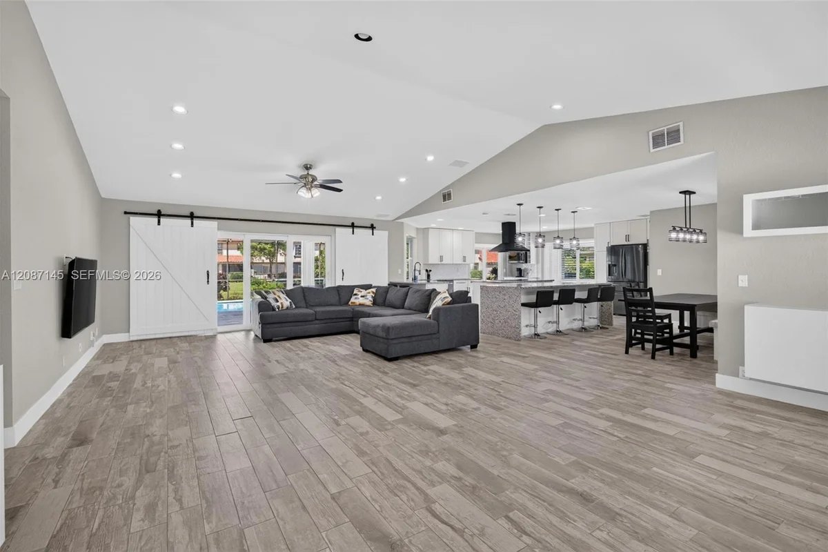 10885 SW 1st Ct, Coral Springs: photo 1 of 48
