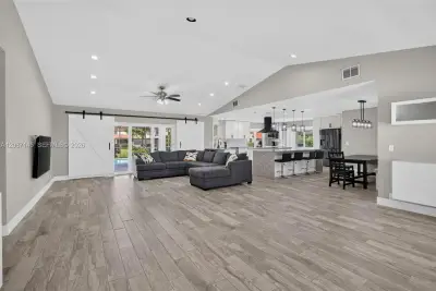 10885 SW 1st Ct, Coral Springs: photo 1 of 48