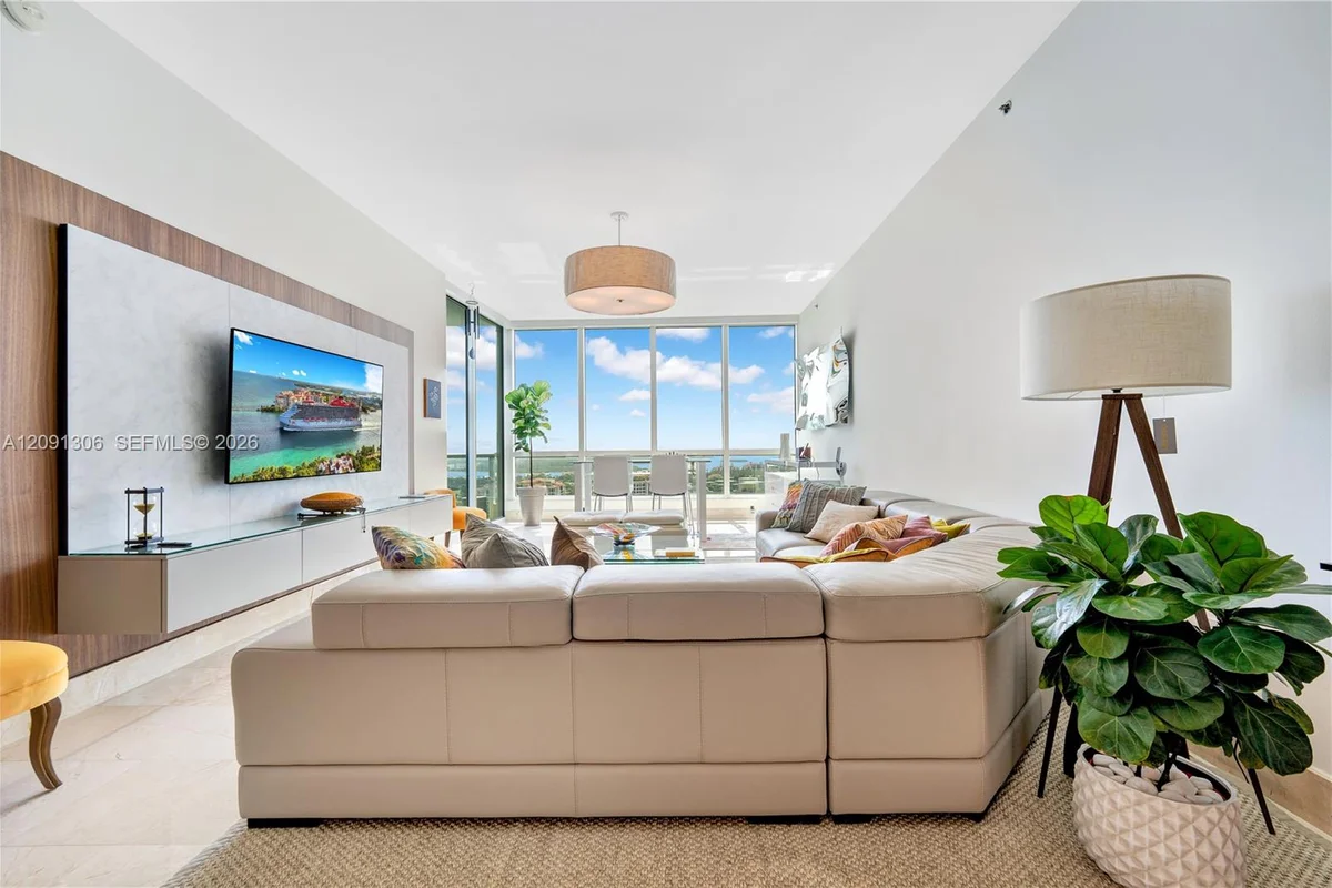 100 S Pointe Dr #2403, Miami Beach: photo 1 of 50
