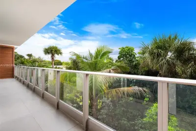 2200 Brickell Ave #209, Miami: photo 1 of 12