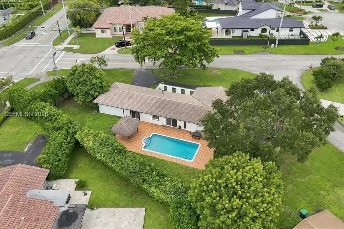 10120 SW 128th St, Miami: photo 1 of 54