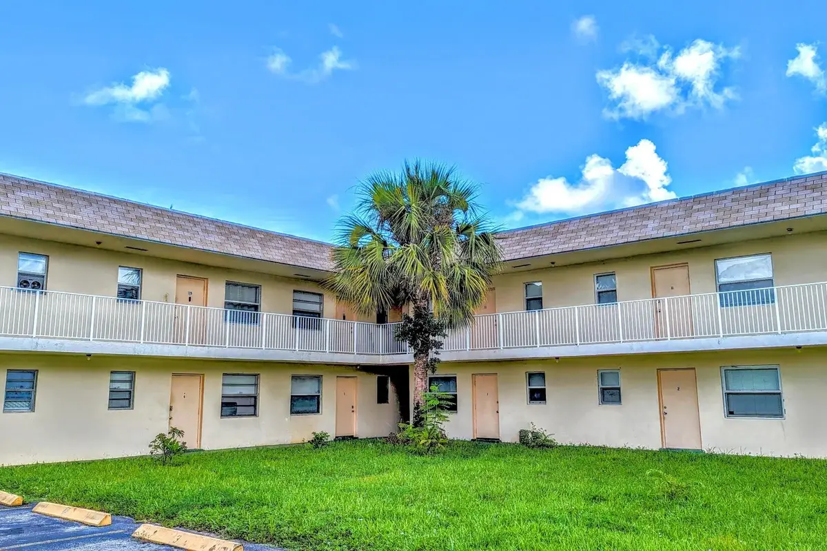 2301 SE 4th St #3, Boynton Beach: photo 1 of 20