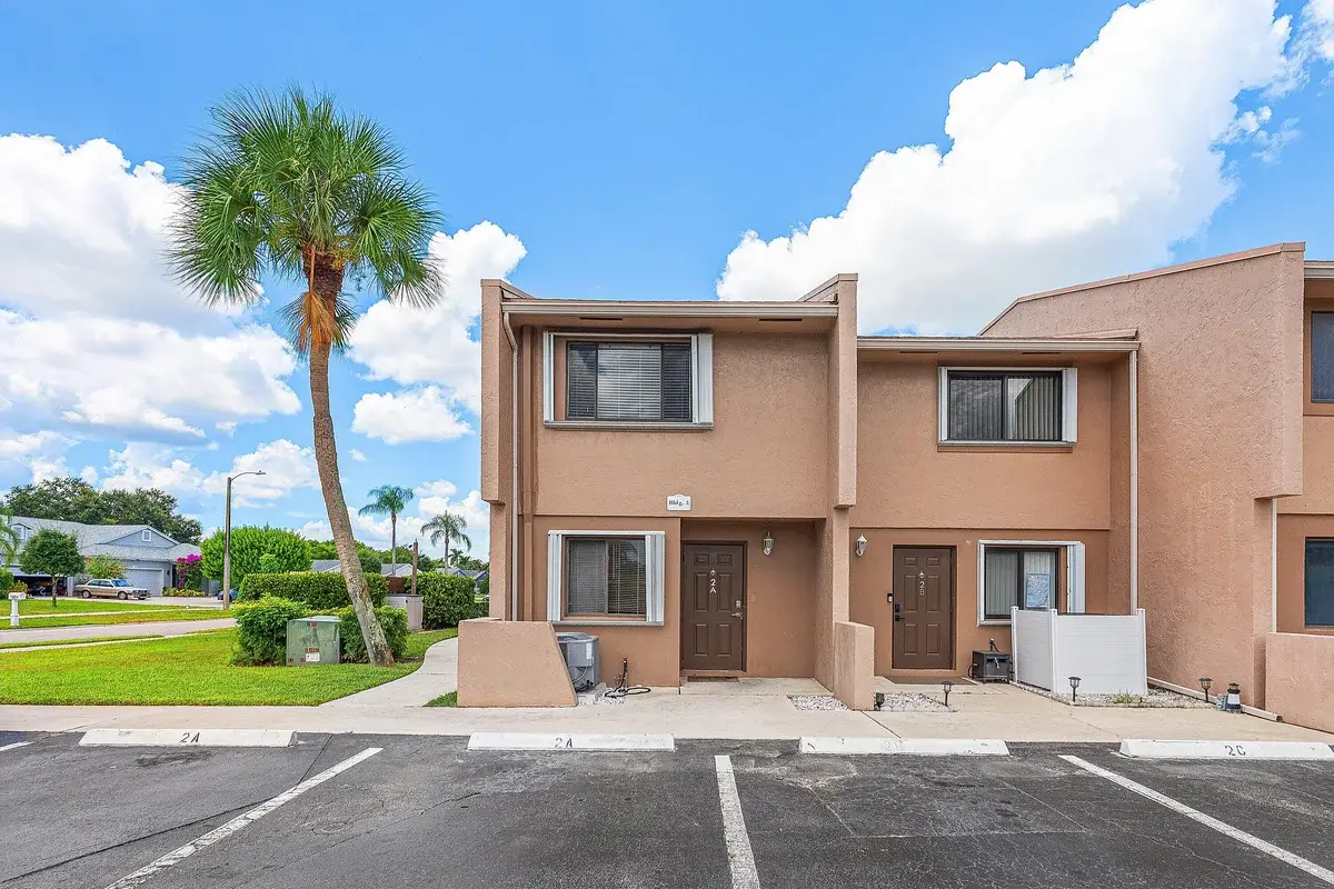 139 Sparrow Dr #2A, Royal Palm Beach: photo 1 of 28