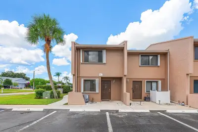 139 Sparrow Dr #2A, Royal Palm Beach: photo 1 of 28