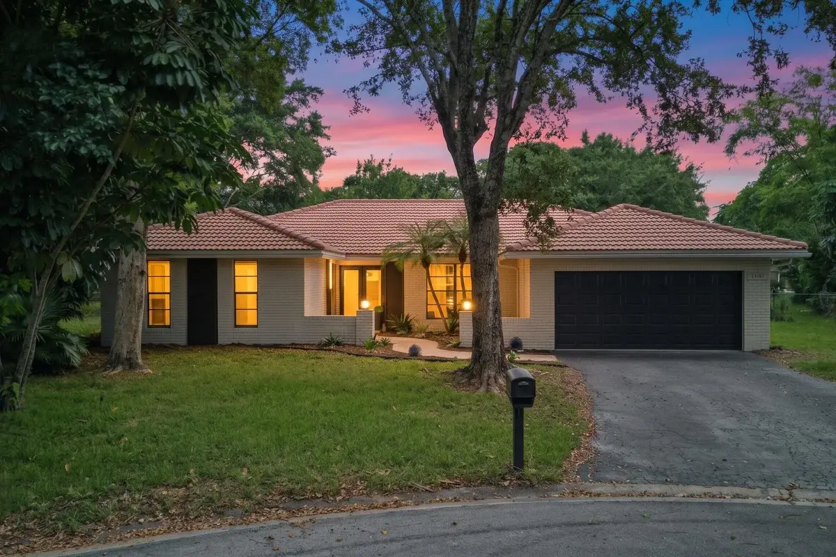 2151 NW 99th Way, Coral Springs: photo 1 of 26