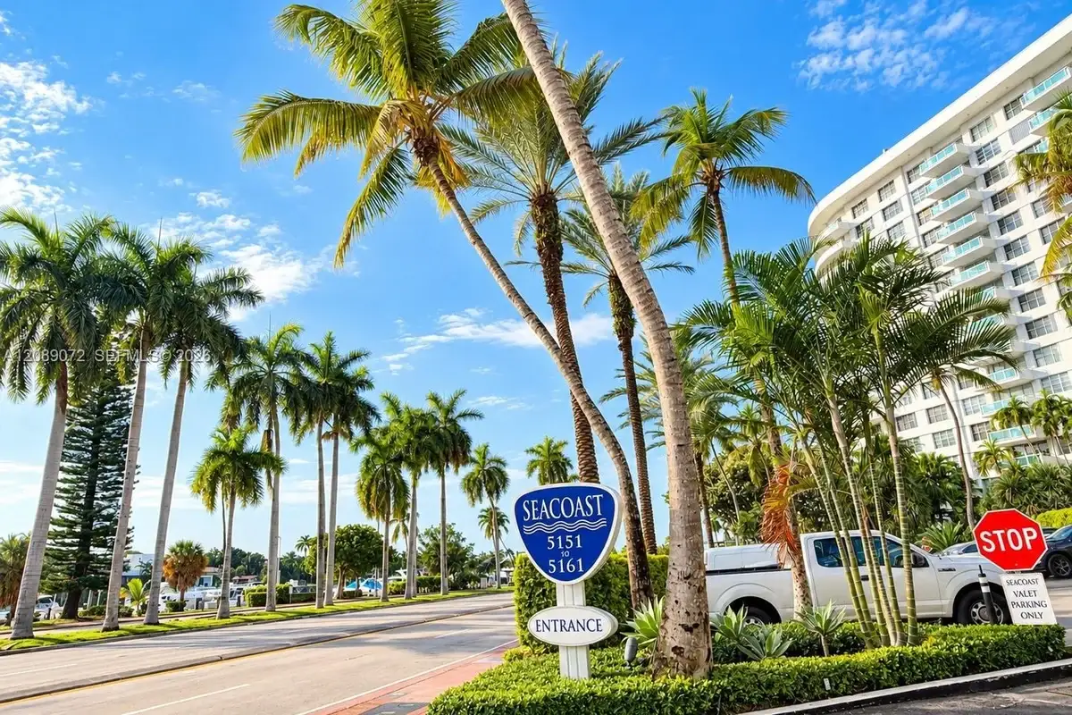 5161 Collins Ave #310, Miami Beach: photo 1 of 18