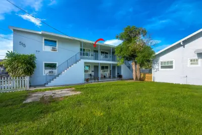515 N Sapodilla Ave #5, West Palm Beach: photo 1 of 25