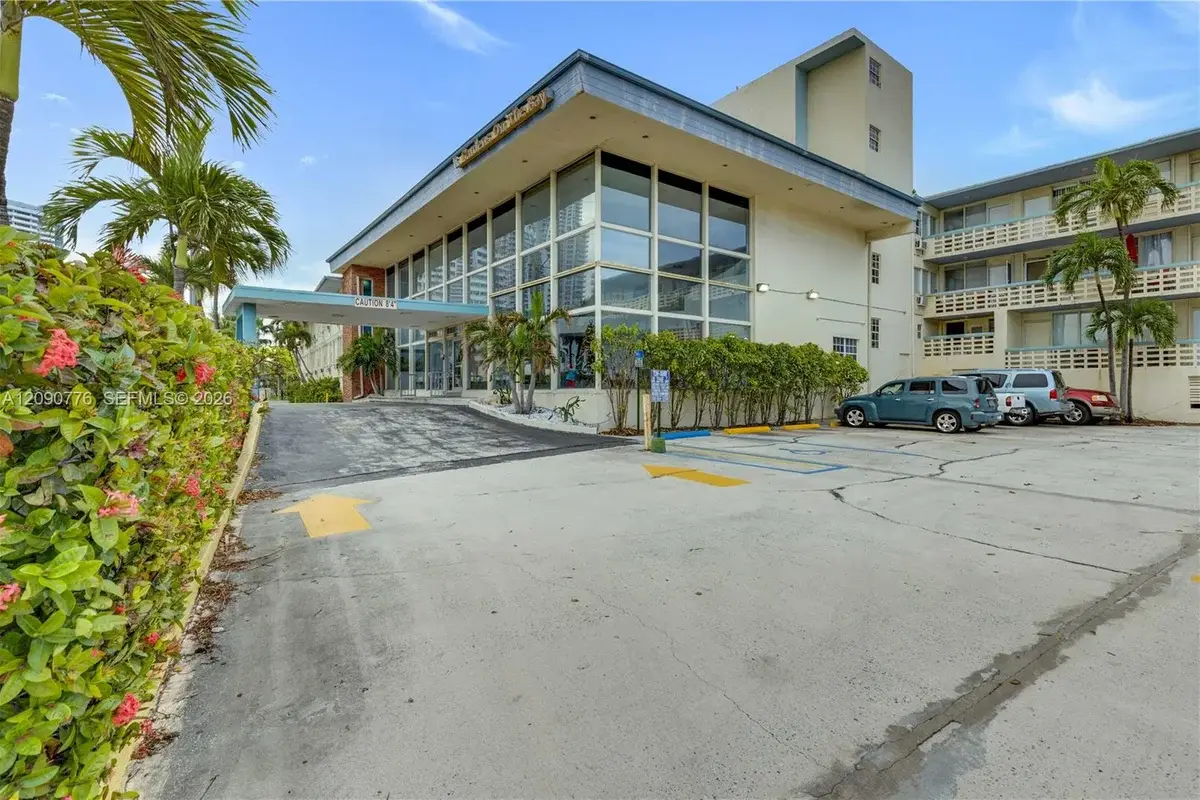 6484 Indian Creek Dr #103, Miami Beach: photo 1 of 11