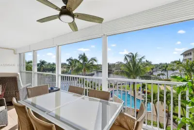 400 N Federal Hwy #414, Deerfield Beach: photo 1 of 33