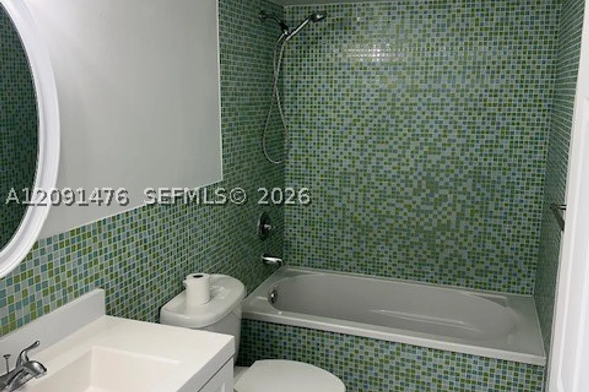 3601 SW 117th Ave #9-404, Miami: photo 1 of 10