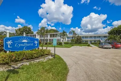 167 Lyndhurst L, Deerfield Beach: photo 1 of 31