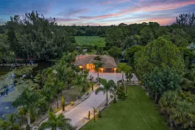 14800 April Dr, Loxahatchee: photo 1 of 82
