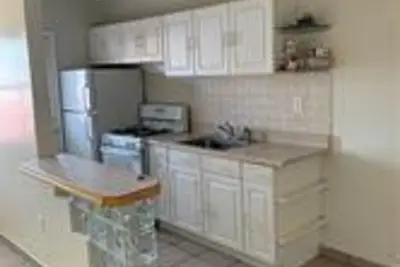 525 Meridian Ave #306, Miami Beach: photo 1 of 7