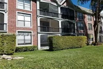 3760 Inverrary Dr #1S, Lauderhill: photo 1 of 29
