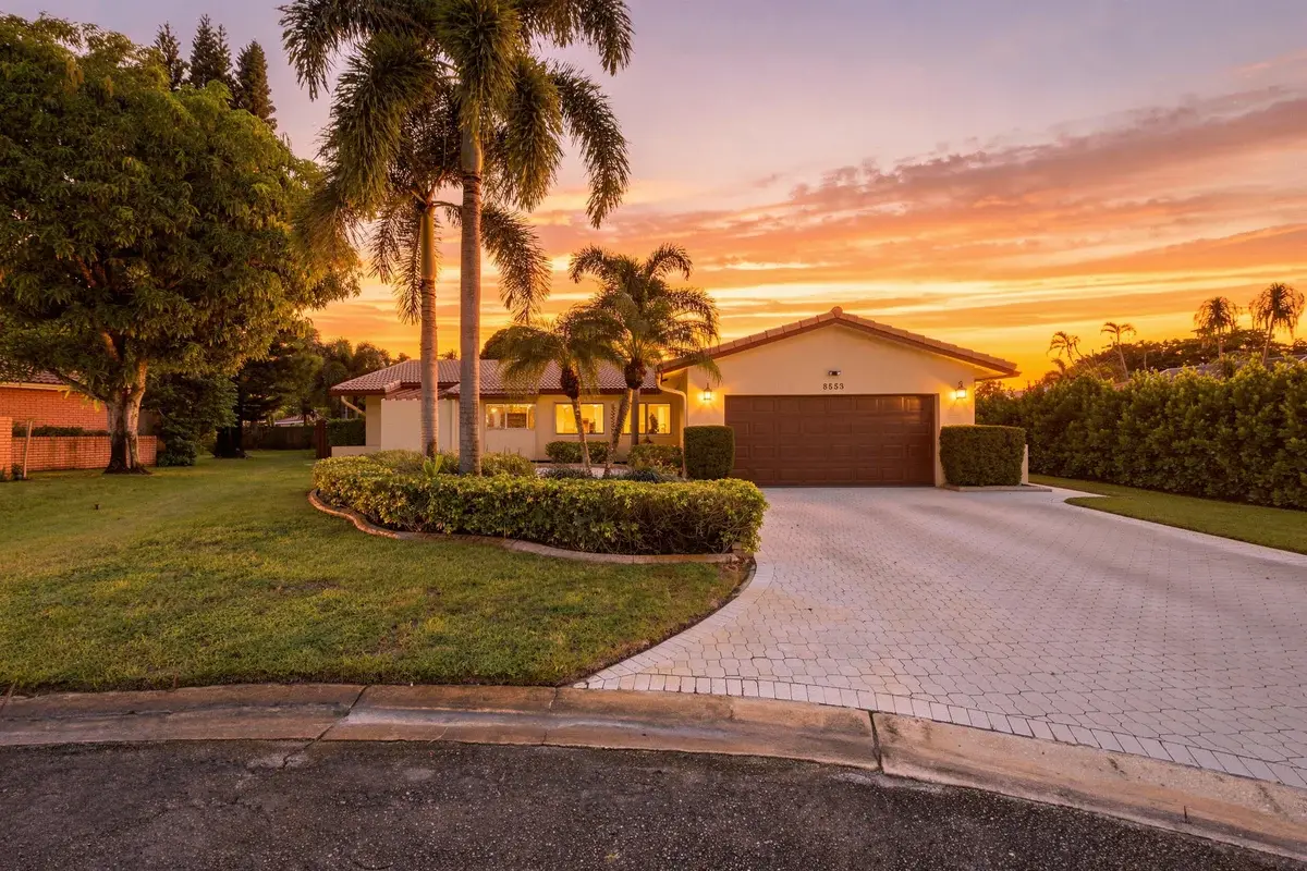 8553 NW 8th Ct, Coral Springs: photo 1 of 50