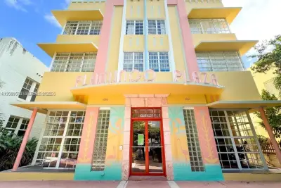 1051 Meridian Ave #1F, Miami Beach: photo 1 of 16