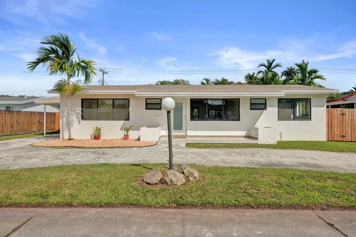 4901 SW 94th Ave, Miami: photo 1 of 1