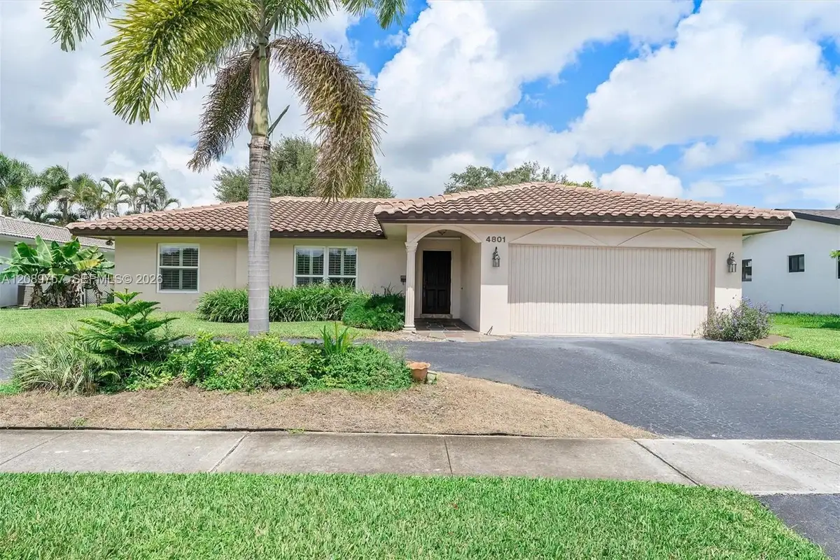 4801 N 36th Ct, Hollywood: photo 1 of 42