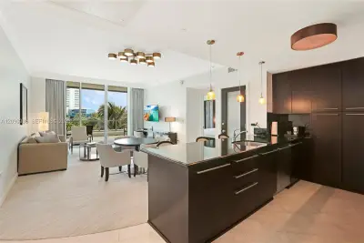 4391 Collins Ave #307, Miami Beach: photo 1 of 66