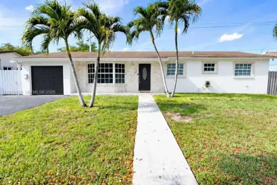 9221 SW 24th Ter #1, Miami: photo 1 of 26