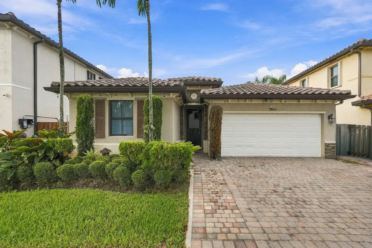 11744 SW 151st Path, Miami: photo 1 of 43