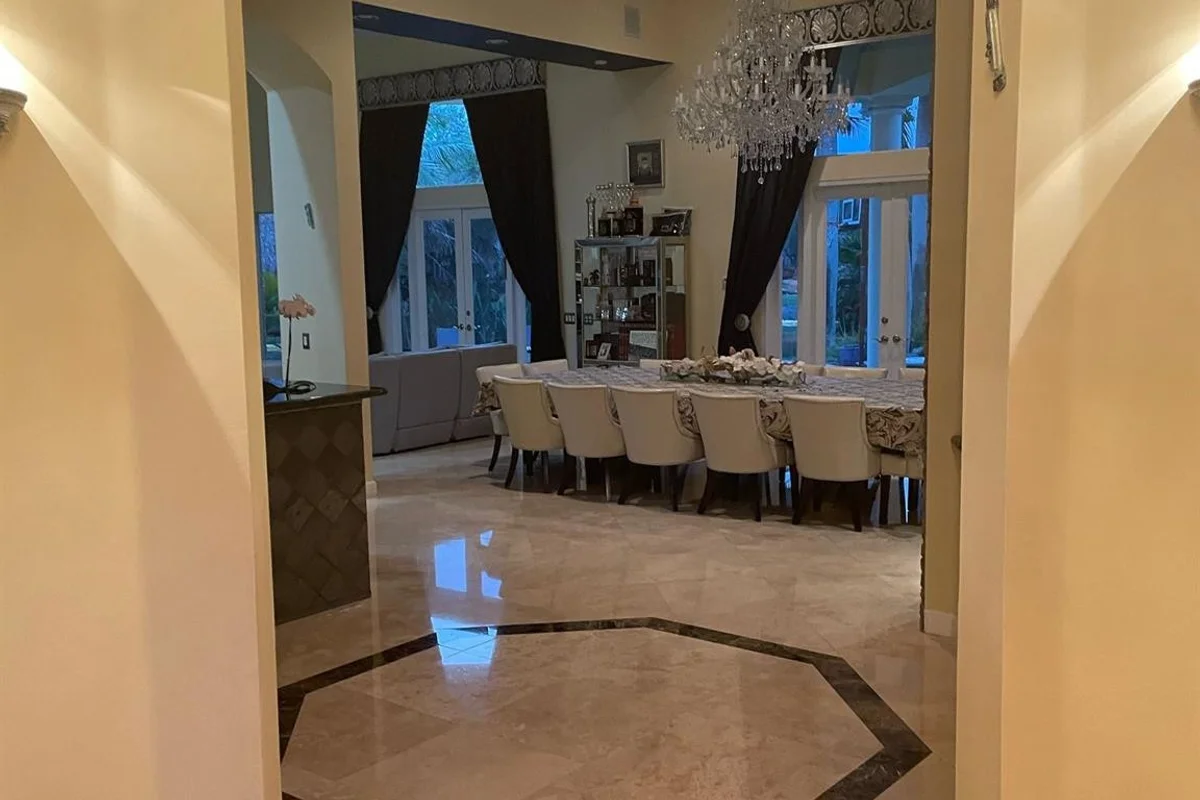 5532 Estate Oak Cir, Hollywood: photo 1 of 14