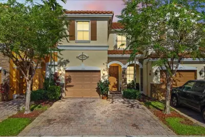 130 Emerald Creek Ter, Davie: photo 1 of 25