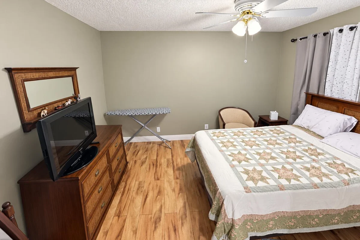 3810 Via Poinciana #303, Lake Worth: photo 1 of 19