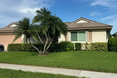 10548 Greentrail Dr S, Boynton Beach: photo 1 of 29