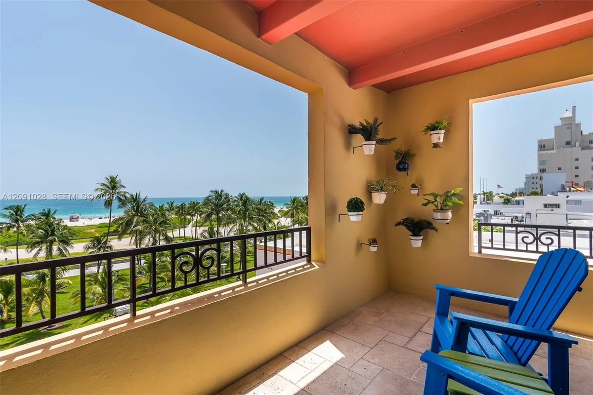 1330 Ocean Dr #R5B, Miami Beach: photo 1 of 23
