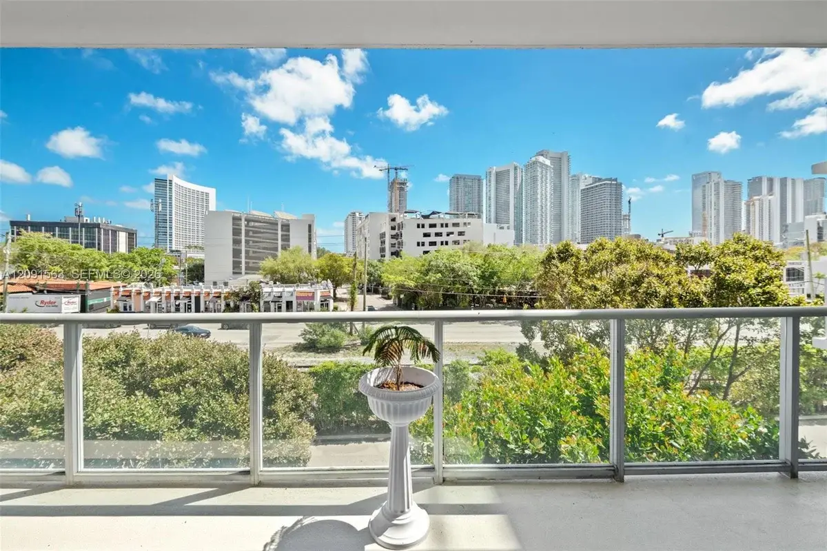 3470 E Coast Ave #H0302, Miami: photo 1 of 28