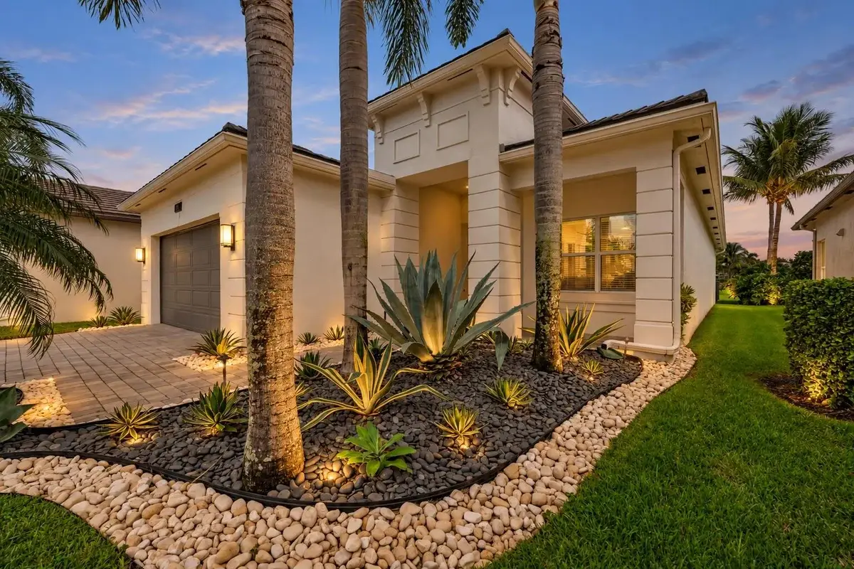 8543 Julian Alps Ln, Boynton Beach: photo 1 of 69