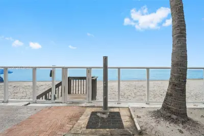 3001 S Ocean Dr #1439, Hollywood: photo 1 of 24