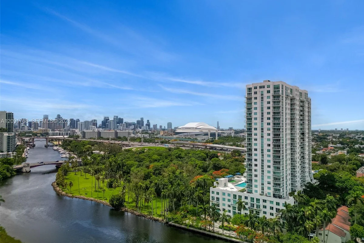 1871 S River Dr #703, Miami: photo 1 of 41