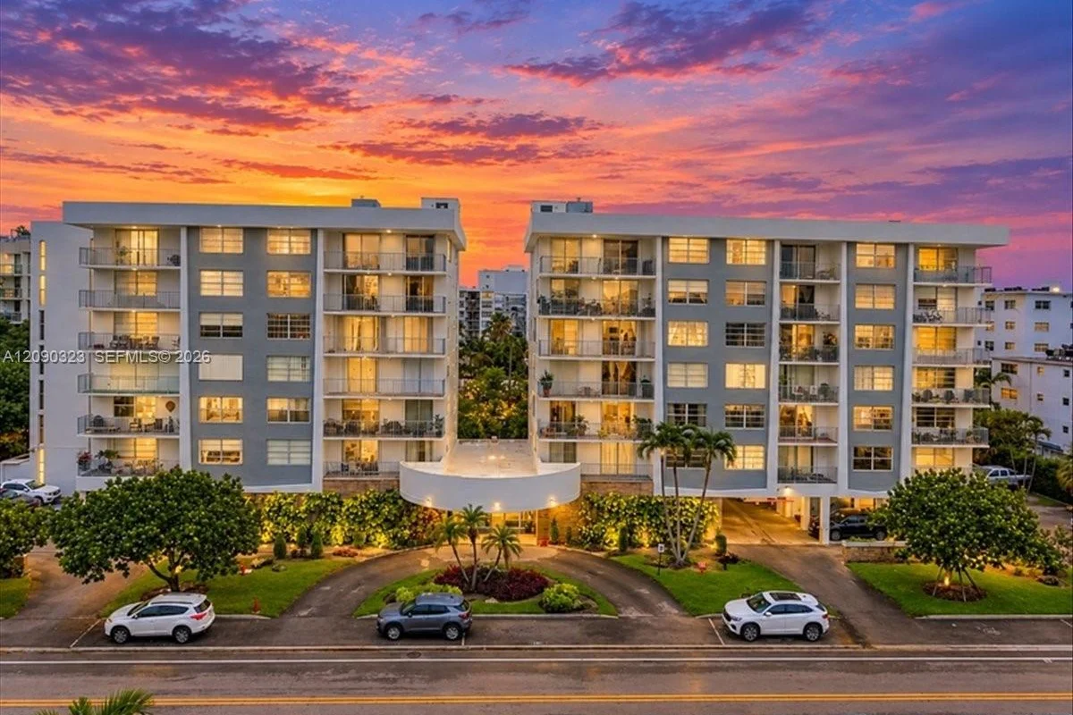 1050 93rd St #3G, Bay Harbor Islands: photo 1 of 60