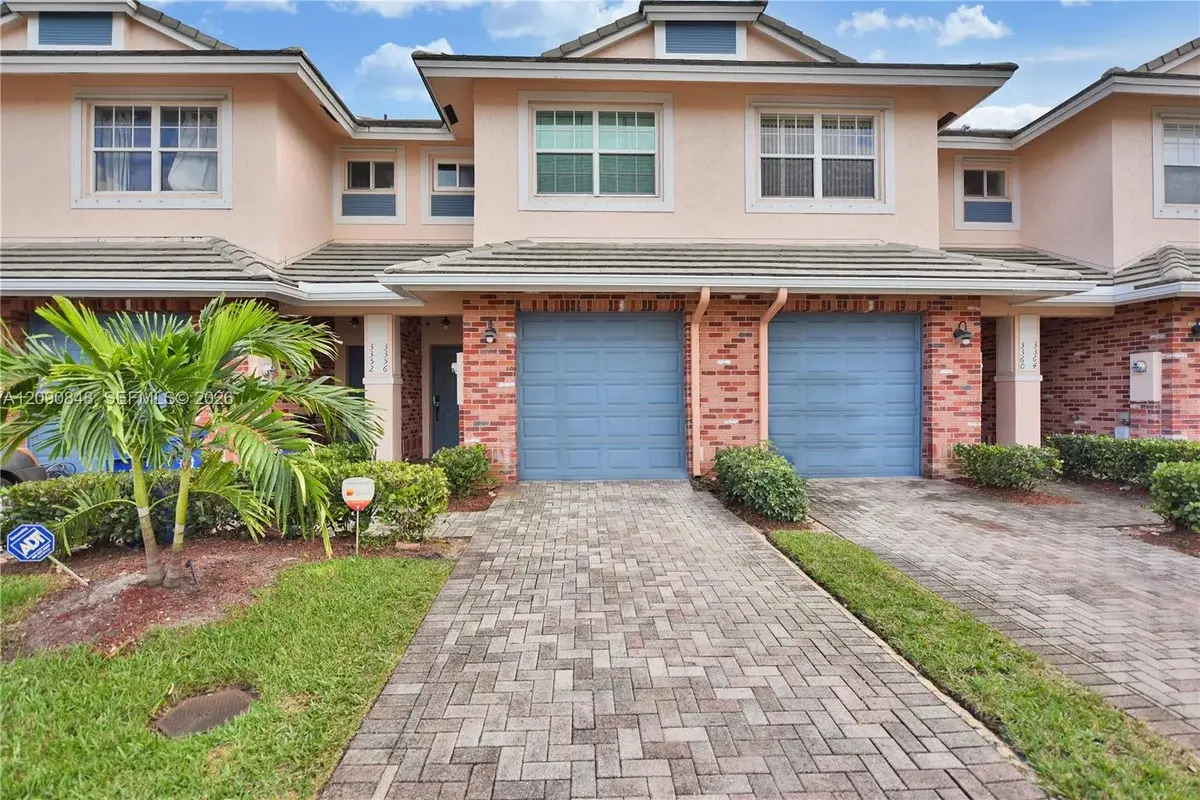 3356 NW 29th Ct, Lauderdale Lakes: photo 1 of 26