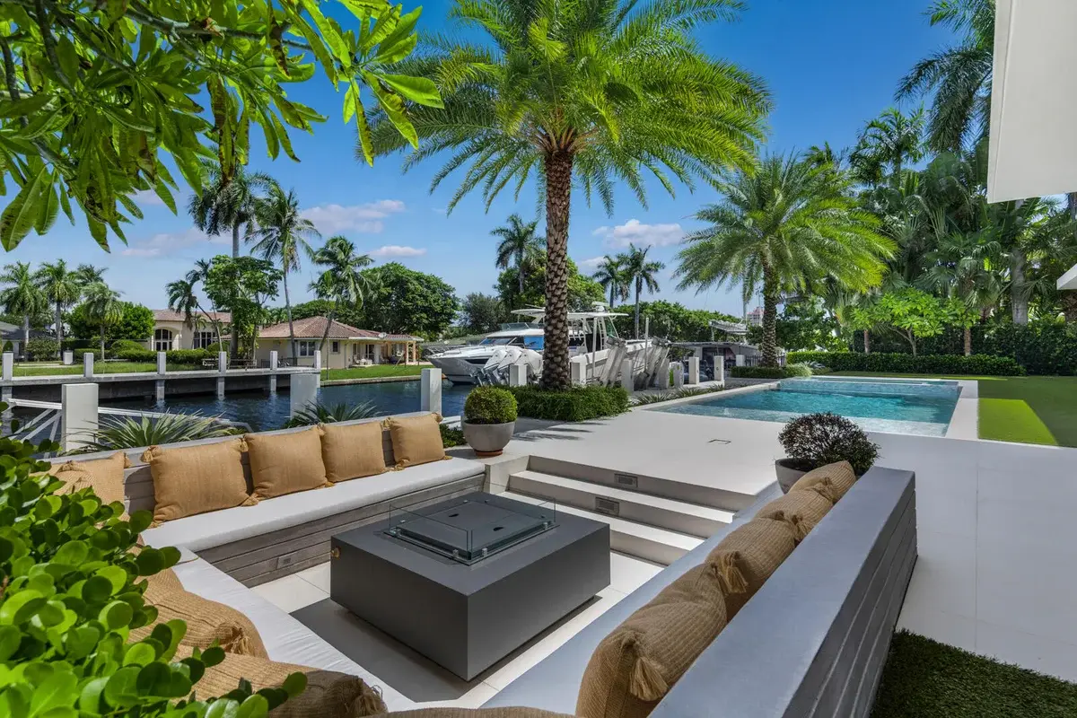 2423 Castilla Isle, Fort Lauderdale: photo 1 of 81
