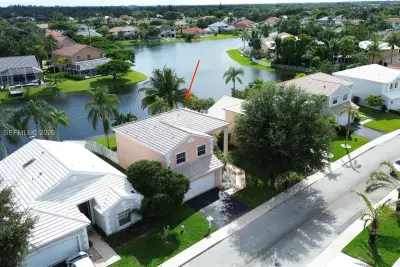 13950 Oak Ridge Dr, Davie: photo 1 of 72