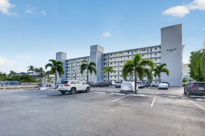 1536 SE 15th Ct #210, Deerfield Beach: photo 1 of 50
