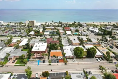 4620 Bougainvilla Dr #4, Lauderdale-by-the-Sea: photo 1 of 13