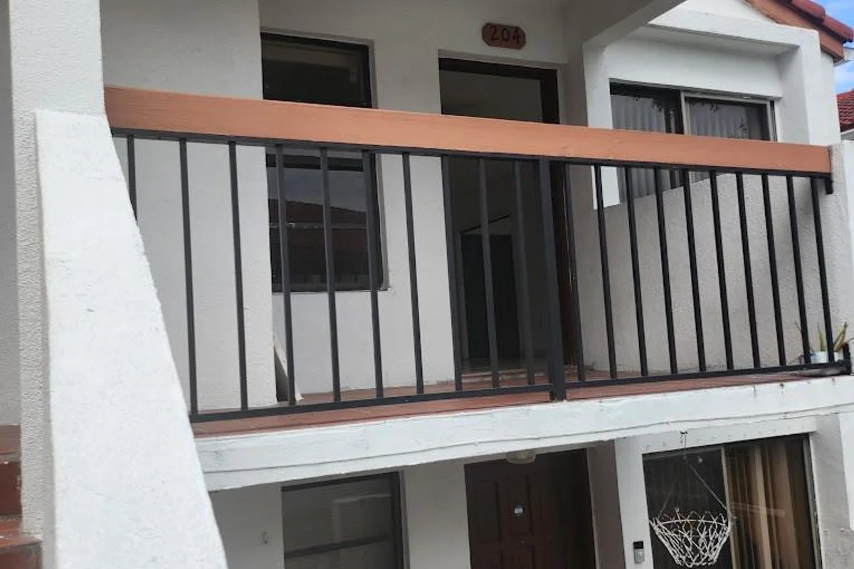 7500 SW 153rd Ct #204-12, Miami: photo 1 of 13